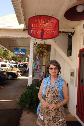 jennifer  Headley Angela at her gallery