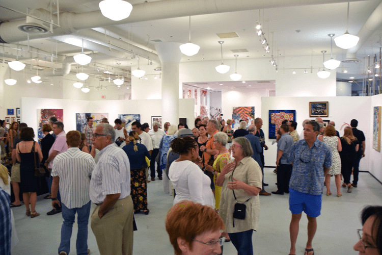 Shoebox PR photo. 04 png