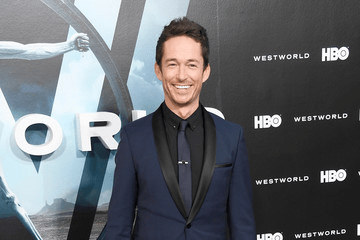 create-now-4-simon-q-of-westworld