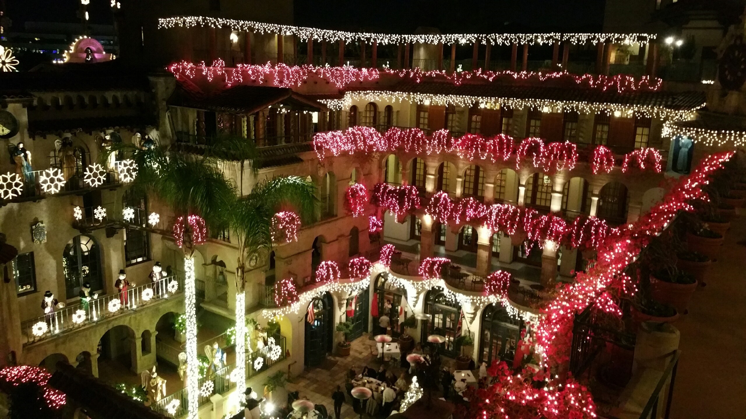 Festival of Lights at The Mission Inn Hotel and Spa In Riverside – Be ...